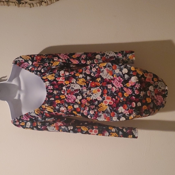 Dress - Picture 2 of 7